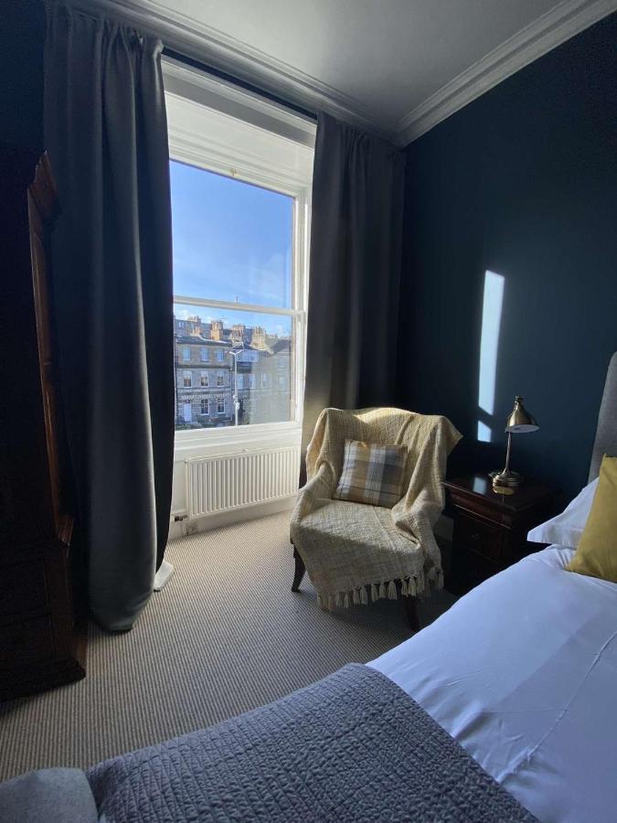 Bed & Breakfast West End Townhouse *