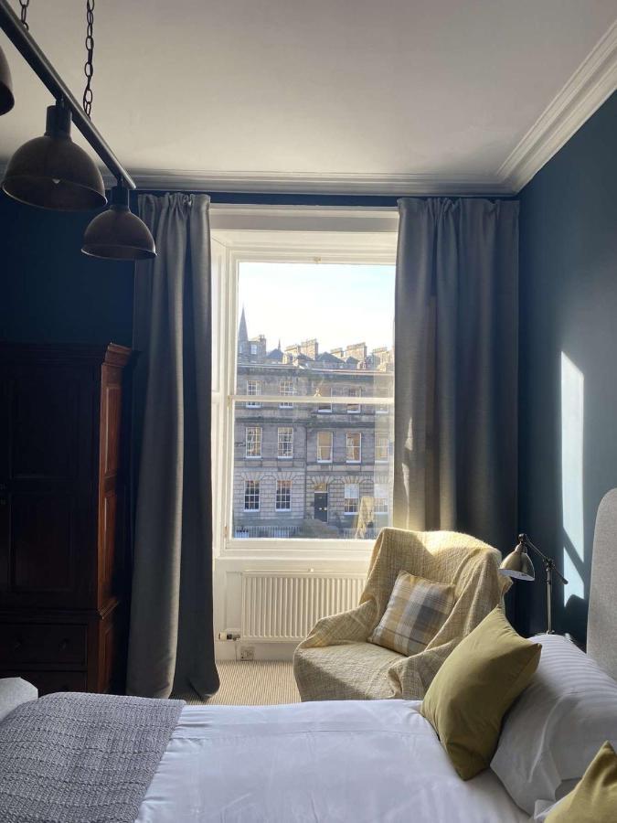 Bed & Breakfast West End Townhouse *
